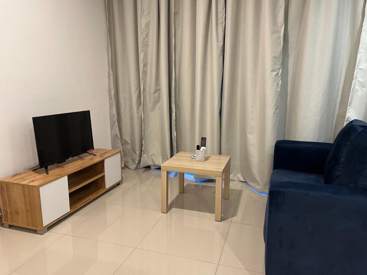 Studio Units At Pacific Tower Near Jaya One By Comfyasia เปอตาลิงจายา ภายนอก รูปภาพ